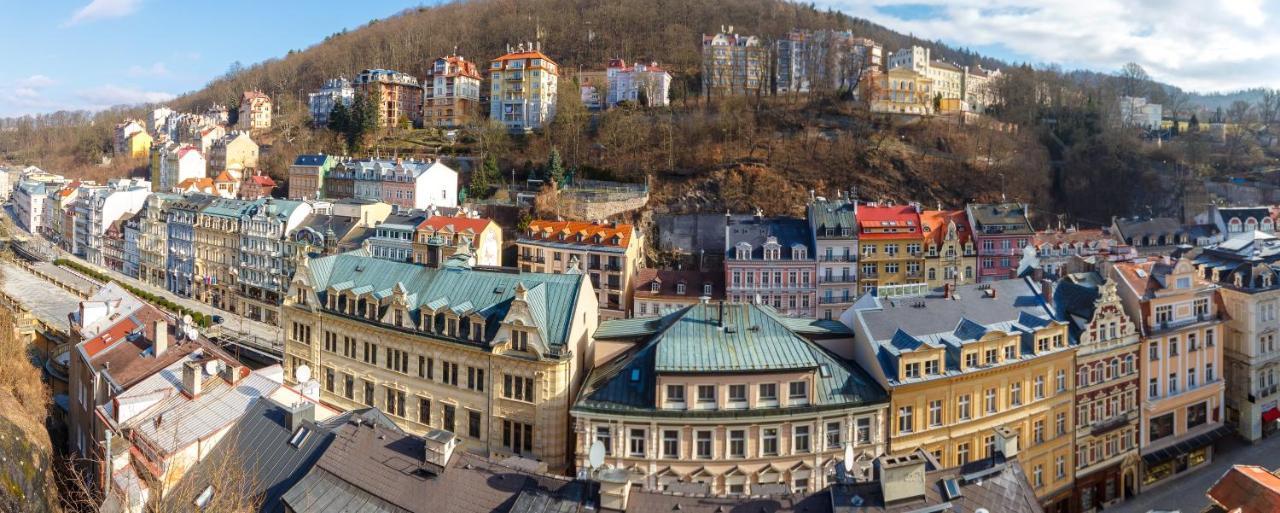 דירות Karlovy Vary Zamecky Vrch מראה חיצוני תמונה